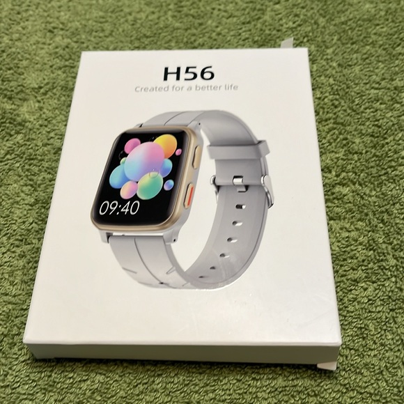 Smart watch.  Fitness and health tracker. - Picture 2 of 6